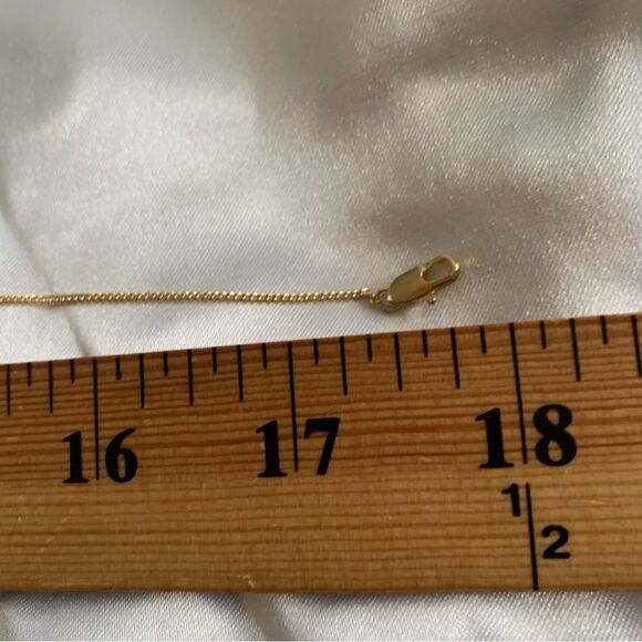 New! 14K Gold plated 1mm linked dainty 18 inch necklace - Picture 4 of 6